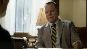 Backdrop to the movie "Juror #2" #780521