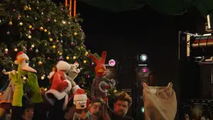 Backdrop to the movie "31 Minutes: One Hot Christmas" #644927