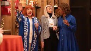 Backdrop to the movie "Summer Camp" #683897