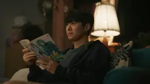 Backdrop to the movie "Love Untangled" #594317