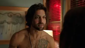 Backdrop to the movie "Lights Out" #709181