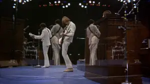 Backdrop to the movie "Head" #696651