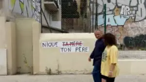 Backdrop to the movie "Les pères sont des mères juives comme les autres" #780491