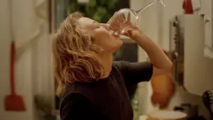 Backdrop to the movie "His Three Daughters" #641324