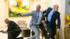 Backdrop to the movie "Marauders" #346556