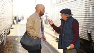 Backdrop to the movie "Employee of the Month" #418182