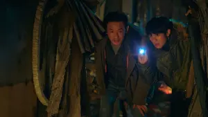 Backdrop to the movie "Veteran 2" #479391