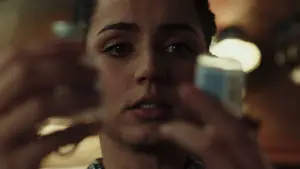 Backdrop to the movie "Knives Out" #561256