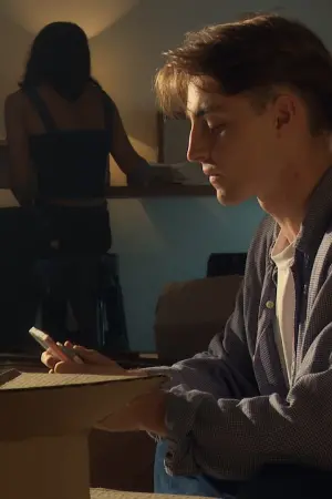 Poster to the movie "Lo que guardamos" #452414