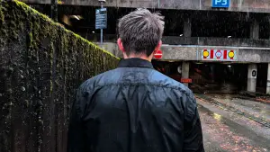 Backdrop to the movie "Fifth Mission" #775996