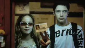 Backdrop to the movie "Traffic" #662386