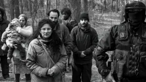 Backdrop to the movie "Green Border" #191079