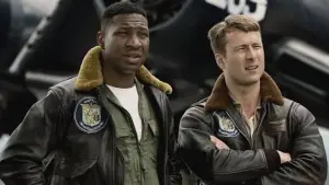 Backdrop to the movie "Devotion" #731457