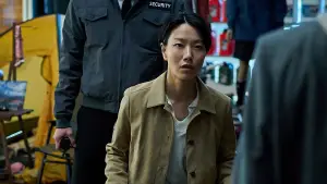 Backdrop to the movie "Colony" #783954