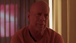 Backdrop to the movie "Apex" #325007