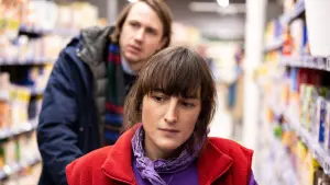 Backdrop to the movie "Leave One Day" #534350