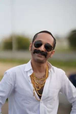 Poster to the movie "Aavesham" #782532