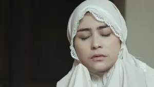 Backdrop to the movie "Danur: I Can See Ghosts" #689131