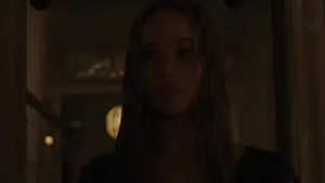 Backdrop to the movie "mother!" #627208