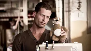 Backdrop to the movie "Rabbit Without Ears" #695809