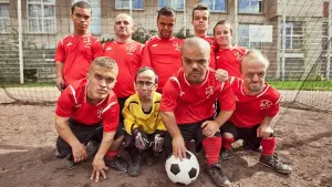 Backdrop to the movie "Porn in the Hood" #357985