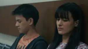 Backdrop to the movie "Ayah, Ini Arahnya Ke Mana, Ya?" #796702