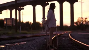 Backdrop to the movie "Mona Lisa and the Blood Moon" #345536