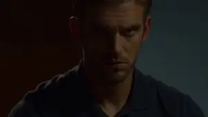 Backdrop to the movie "The Guest" #851132