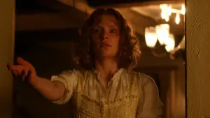 Backdrop to the movie "The Village" #728841