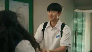 Backdrop to the movie "Love Untangled" #594299