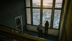 Backdrop to the movie "Night Creatures" #562086