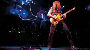 Backdrop to the movie "Metallica: Through the Never" #386500