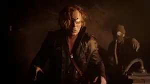 Backdrop to the movie "WarHunt" #389440