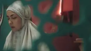 Backdrop to the movie "Tuhan, Benarkah Kau Mendengarku?" #538054