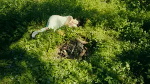 Backdrop to the movie "Spring Child" #912722