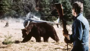 Backdrop to the movie "Grizzly" #418027