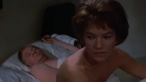 Backdrop to the movie "Sunday Bloody Sunday" #404718