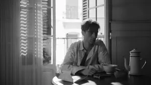 Backdrop to the movie "The Stranger" #763741