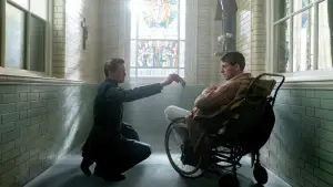 Backdrop to the movie "Allied" #800760