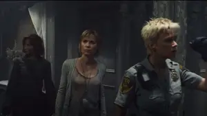 Backdrop to the movie "Silent Hill" #567600