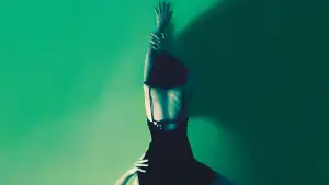 Backdrop to the movie "Jade" #660538