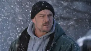 Backdrop to the movie "Ordinary Angels" #442108