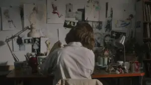 Backdrop to the movie "Showing Up" #811598