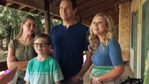 Backdrop to the movie "Family Camp" #398327