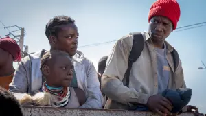 Backdrop to the movie "His House" #284872