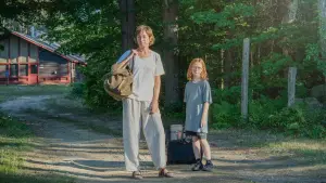 Backdrop to the movie "Janet Planet" #684207