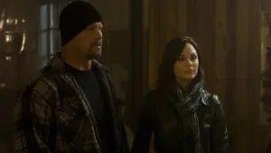 Backdrop to the movie "Damage" #433820