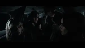 Backdrop to the movie "Altitude" #497305