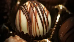 Backdrop to the movie "Chocolat" #249554