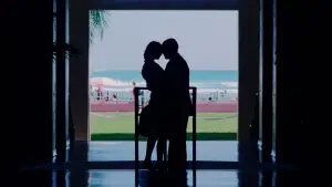 Backdrop to the movie "Punch-Drunk Love" #642877